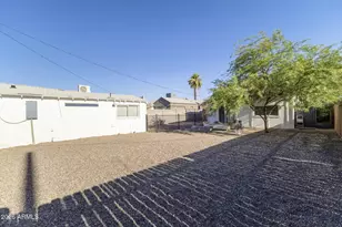1950 W Palm Ln, Phoenix, AZ 85009 - Photo 22