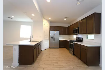 3824 S 64th Drive, Phoenix, AZ 85043 - Photo 10