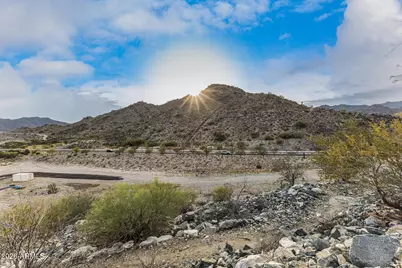 5281 N 205th Lane, Buckeye, AZ 85396 - Photo 38