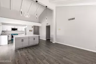 5776 N Scottsdale Rd, Paradise Valley, AZ 85253 - Photo 8