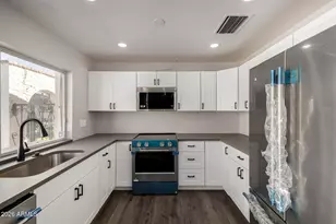 5776 N Scottsdale Rd, Paradise Valley, AZ 85253 - Photo 12