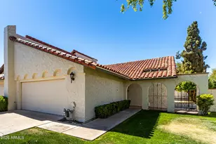 5776 N Scottsdale Rd, Paradise Valley, AZ 85253 - Photo 1