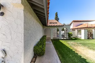 5776 N Scottsdale Rd, Paradise Valley, AZ 85253 - Photo 2