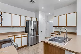 1650 S Crismon Rd, Mesa, AZ 85209 - Photo 8