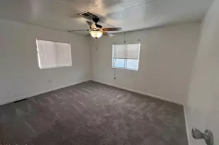 10960 N 67th Ave, Glendale, AZ 85304 - Photo 6