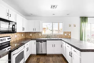 7996 W Stella Ave, Glendale, AZ 85303 - Photo 12