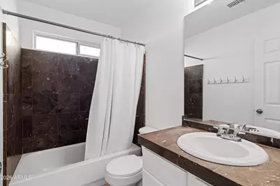 7996 W Stella Avenue, Glendale, AZ 85303 - Photo 26