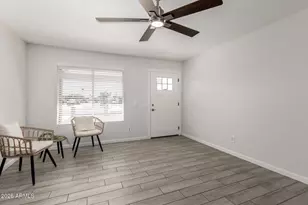 7118 W Earll Dr, Phoenix, AZ 85033 - Photo 10