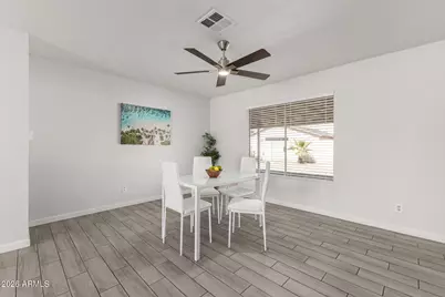 7118 W Earll Drive, Phoenix, AZ 85033 - Photo 2