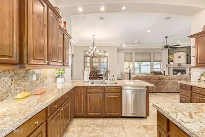311 W Olesen Road, Phoenix, AZ 85085 - Photo 8