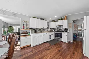 17200 W Bell Rd, Surprise, AZ 85374 - Photo 14