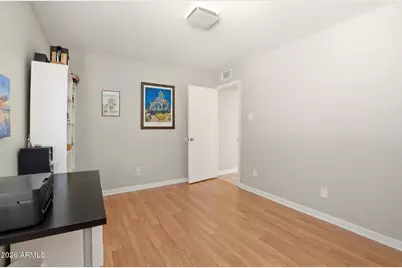 3627 W Mauna Loa Lane, Phoenix, AZ 85053 - Photo 8