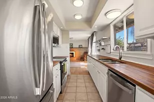 3627 W Mauna Loa Ln, Phoenix, AZ 85053 - Photo 4