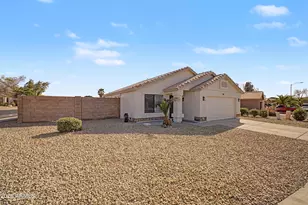 3101 W Abraham Ln, Phoenix, AZ 85027 - Photo 2
