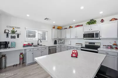 15071 N 156th Lane, Surprise, AZ 85379 - Photo 10