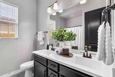 2948 E Crest Lane, Phoenix, AZ 85050 - Photo 30