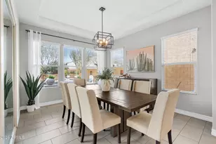 2948 E Crest Ln, Phoenix, AZ 85050 - Photo 20