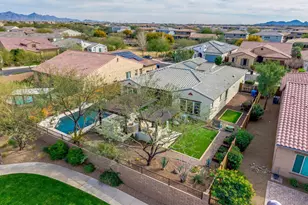 2948 E Crest Ln, Phoenix, AZ 85050 - Photo 52