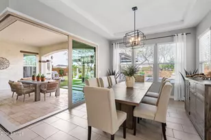 2948 E Crest Ln, Phoenix, AZ 85050 - Photo 18