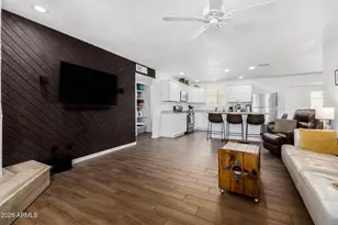 2249 E Greenway Rd, Phoenix, AZ 85022 - Photo 4