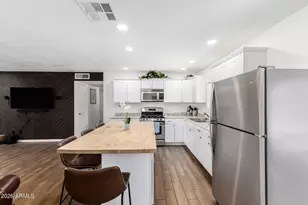 2249 E Greenway Rd, Phoenix, AZ 85022 - Photo 10