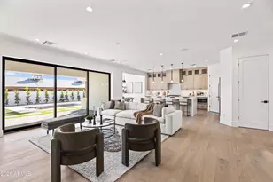 4015 E Glenrosa Ave, Phoenix, AZ 85018 - Photo 8