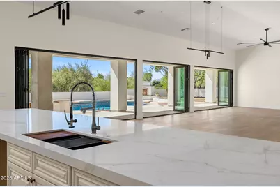 12060 N 108th Place, Scottsdale, AZ 85259 - Photo 8