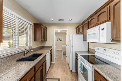 26606 S Howard Drive, Sun Lakes, AZ 85248 - Photo 8