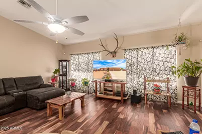 10535 W San Miguel Avenue, Glendale, AZ 85307 - Photo 18