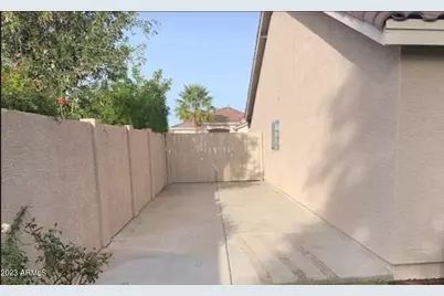 10559 W Via Montoya Drive, Peoria, AZ 85383 - Photo 4