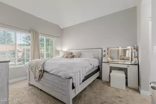 1633 E Lakeside Dr, Gilbert, AZ 85234 - Photo 12