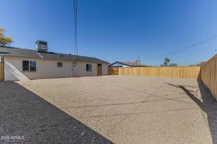 2107 W Chambers St, Phoenix, AZ 85041 - Photo 24