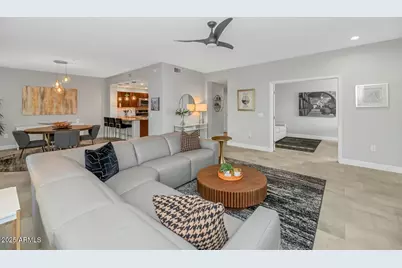 20121 N 76th Street #1019, Scottsdale, AZ 85255 - Photo 4