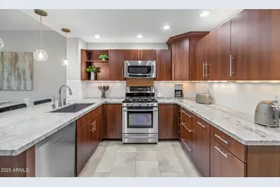 20121 N 76th Street #1019, Scottsdale, AZ 85255 - Photo 12