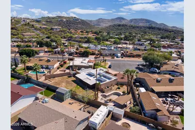 1722 W Saint Moritz Lane, Phoenix, AZ 85023 - Photo 42