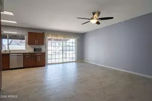 1722 W St Moritz Ln, Phoenix, AZ 85023 - Photo 12