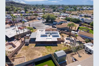 1722 W Saint Moritz Lane, Phoenix, AZ 85023 - Photo 36