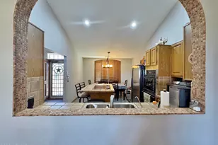 9520 W Valview Pl, Arizona City, AZ 85123 - Photo 16