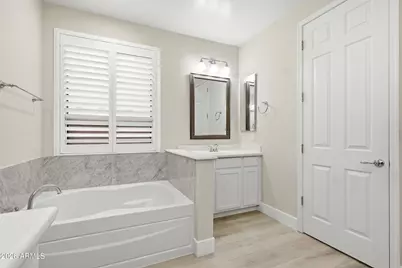 20351 N 259th Avenue, Buckeye, AZ 85396 - Photo 10