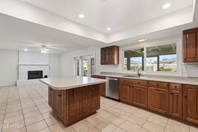 1332 W Lobo Avenue, Mesa, AZ 85202 - Photo 2