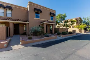 10420 North 11th St, Phoenix, AZ 85020 - Photo 2