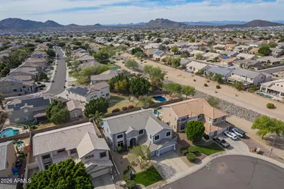 25674 N 68th Drive, Peoria, AZ 85383 - Photo 48