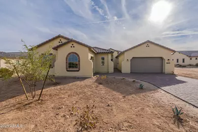 19407 W Seldon Lane, Waddell, AZ 85355 - Photo 2