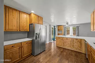 1833 N Edgewater Cir, Mesa, AZ 85207 - Photo 6