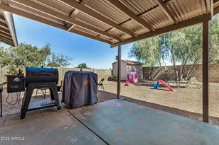 1833 N Edgewater Cir, Mesa, AZ 85207 - Photo 28