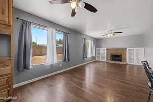 1833 N Edgewater Cir, Mesa, AZ 85207 - Photo 12
