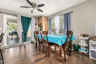 1833 N Edgewater Cir, Mesa, AZ 85207 - Photo 12