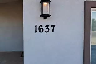 1637 W Tierra Buena Ln, Phoenix, AZ 85023 - Photo 2