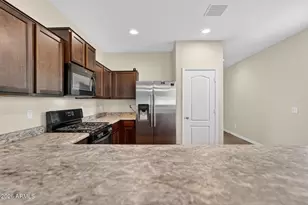 8222 W Wood Ln, Phoenix, AZ 85043 - Photo 12