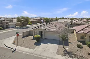 575 W Silver Reef Ct, Casa Grande, AZ 85122 - Photo 1